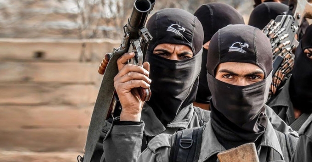 ABD'liler Afrin'deki PKK kampında terörist eğitiyor