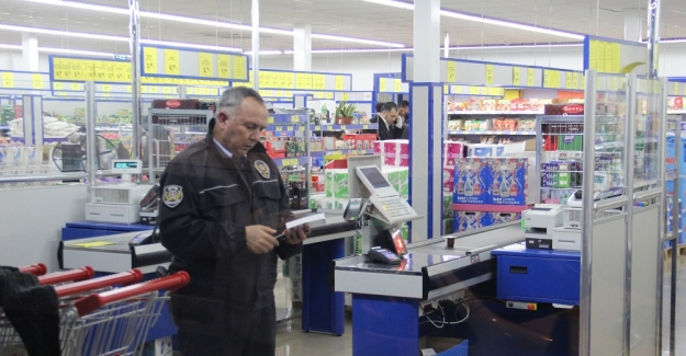 Adana’da pompalı tüfekle market soygunu