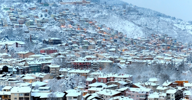 Bursa’da kartpostallık kar manzaraları