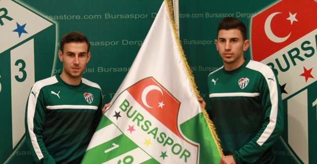 Bursaspor’da çifte imza