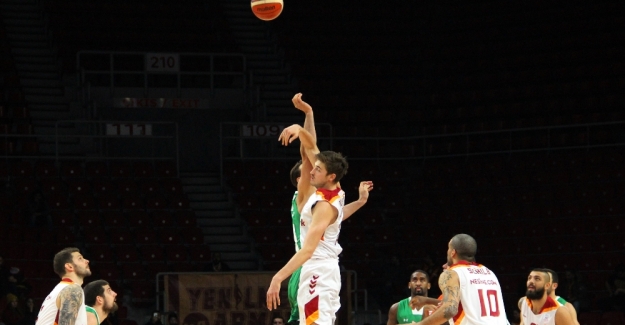 Darrüşafaka Doğuş Galatasaray'ı devirdi