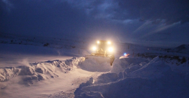 Erciyes’te mahsur kalan 15 kişi kurtarılmayı bekliyor