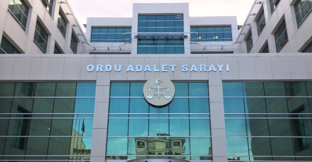 FETÖ’den kız öğrencilere fotoğraflı şantaj