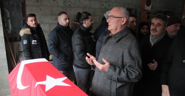 Öldürülen iş adamı son yolculuğuna uğurlandı