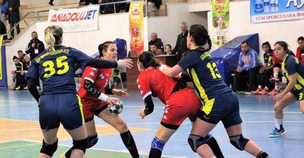Ardeşen Gençlik ve Spor Kulübü zirve takibini sürdürdü