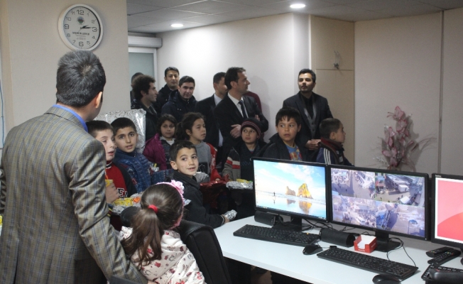 Batman’da minikler emniyeti gezdi