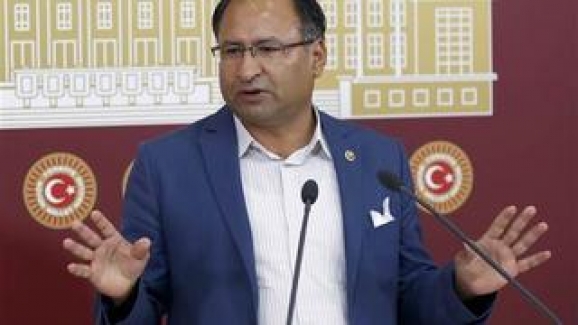 CHP'li katip üyenin 1 milyon liralık fatura tartışması bitmeden 2 CHP'li daha çıktı