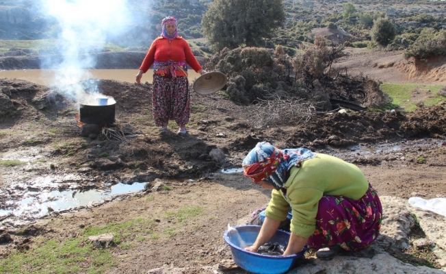 Deprem bölgesi  Ayvacık'ta hayat normale dönüyor