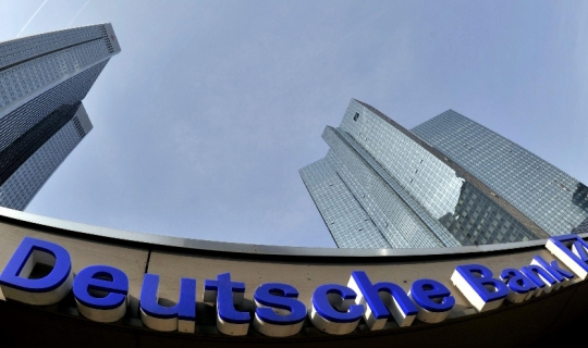 Deutsche Bank 1,4 milyar euro zarar açıkladı