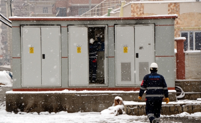 Elektrik tüketimi son 4 yılın en yüksek seviyesinde