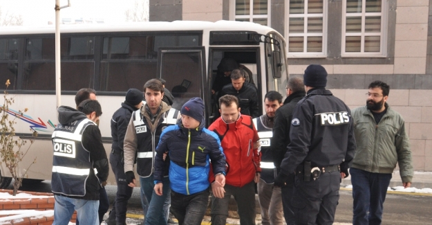 FETÖ’nün askeri okul yapılanma 8 kişi tutuklama