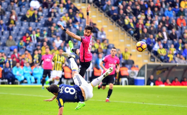 İlk yarıdan gol sesi çıkmadı