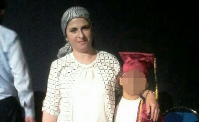 Kadını vahşice öldürüp engelli oğlunu darp ettiler