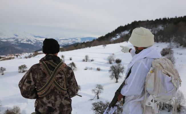 Karadeniz’de terörist avı