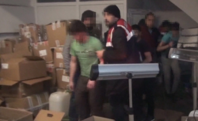 Sahte içki imalathanesine baskın jandarma kamerasında