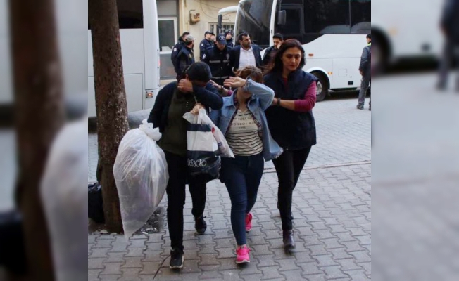 Sosyal medya operasyonunda 4 ev hapsi
