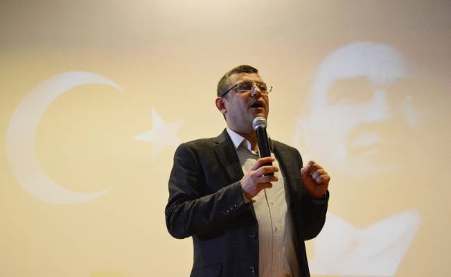 CHP’li Özel’den Bakan Çavuşoğlu’na tepki