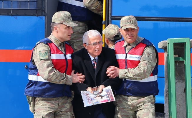 HTS kayıtlarına göre FETÖ imamı ile 15 kez görüşülmüş