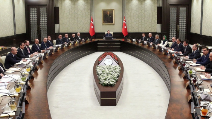 Ankara Kabinede revizyonu konuşuyor! İşte gidecek ve kalacak bakanlar