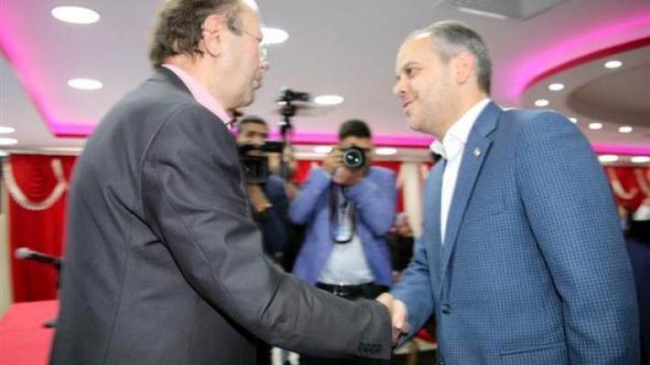 Yazar Yusuf Kaplan'dan Gençlik ve Spor Bakanı Akif Çağatay Kılıç'a fırça! İZLE