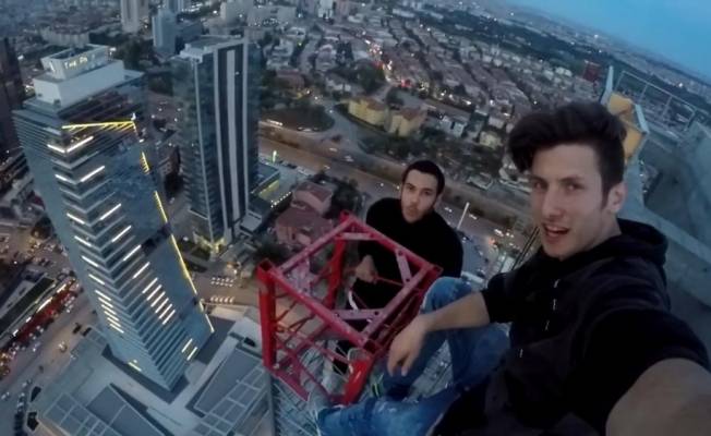 Çılgın selfieci Ankara’da ortaya çıktı