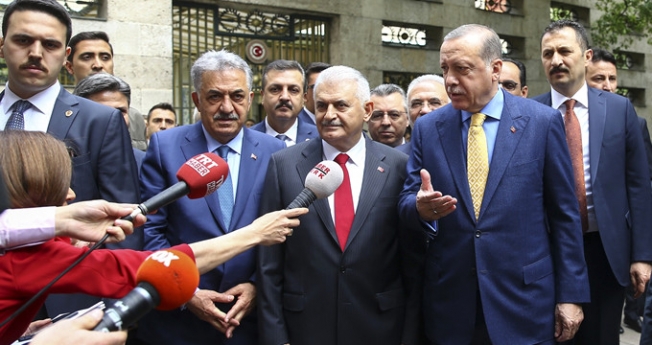 Cumhurbaşkanı Erdoğan'dan Kabine revizyonu cevabı