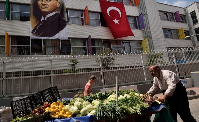 Dünyada yükselmeyen gıda fiyatları Türkiye'de neden artıyor?