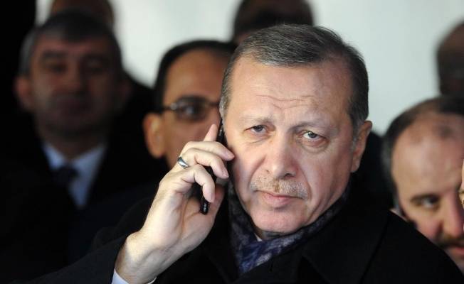 Erdoğan, Gül’ü telefonla aradı