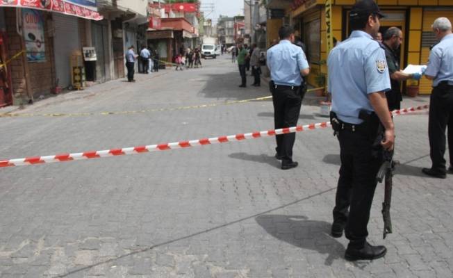 Adana sokak ortasında silahlı çatışma: 1 ölü, 3 yaralı