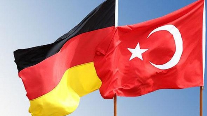 Almanya küplere bindi: Türkiye'ye çok sabrettik