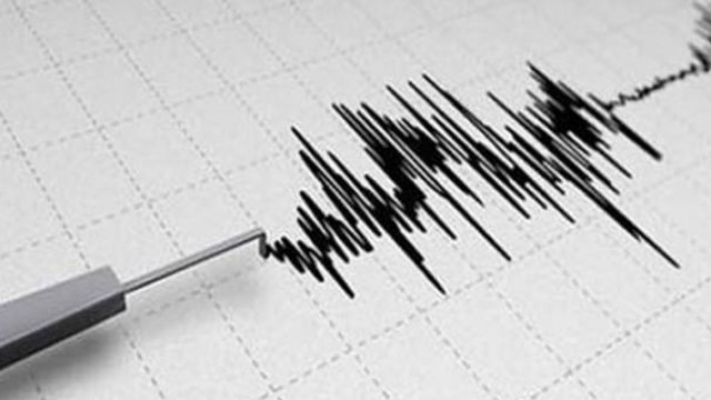 Ege'de deprem oldu İzmir ve İstanbul başta 11 il etkilendi