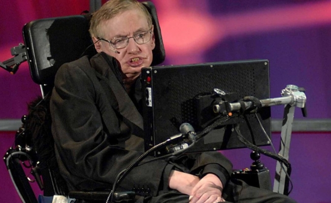 Stephen Hawking'in yeni açıklamalarıyla ürküttü