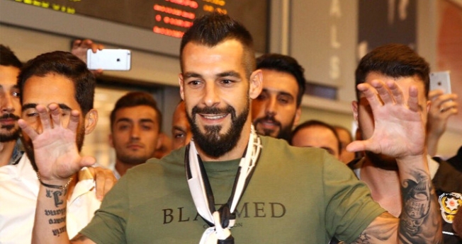 Beşiktaş yeni kartalını borsaya bildirdi