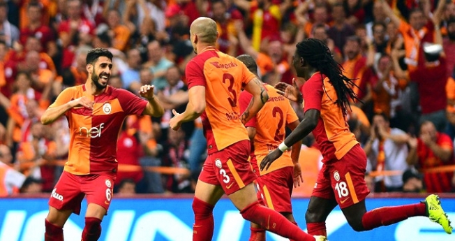 Galatasaray, Sivasspor'u 3-0 ile geçti 3'te 3 yaptı