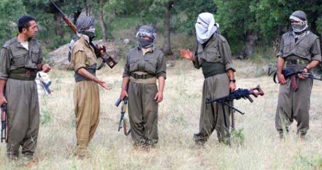 PKK'lı teröristler emniyet bekçisini ağaca bağlayıp yaktı