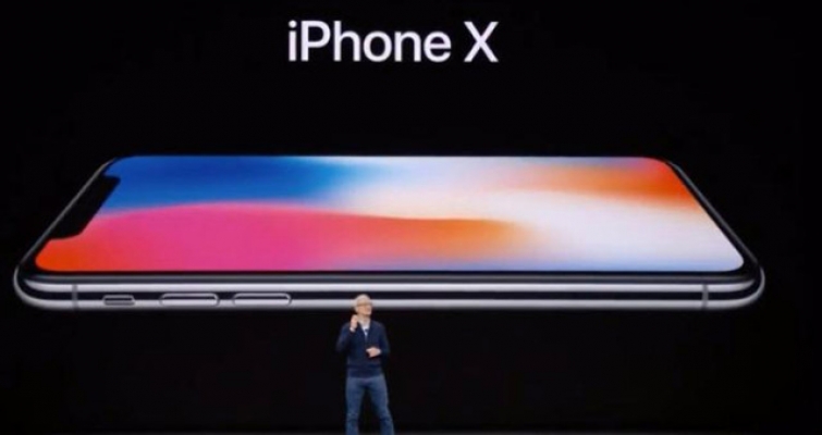 Apple Tim Cook ile iPhone X ve iPhone 8'in tanıtımı yaptı
