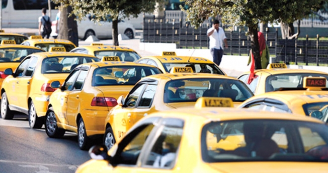 İstanbul'da taksi ve dolmuş ücretlerine zam geldi