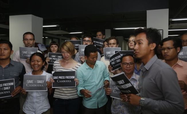 Kamboçya'nın son bağımsız gazetesi kapatılıyor