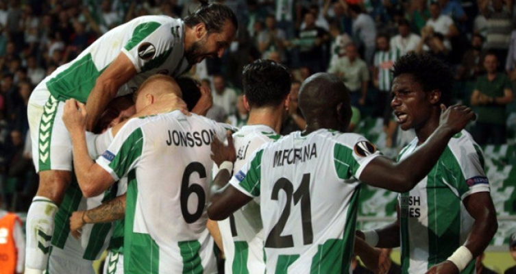 Konyaspor, Guimaraes'i Portekiz'e Eli Boş Yolladı