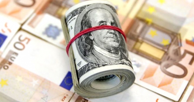 Dolar 3 ayın zirvesinde, Euro rekor kırdı