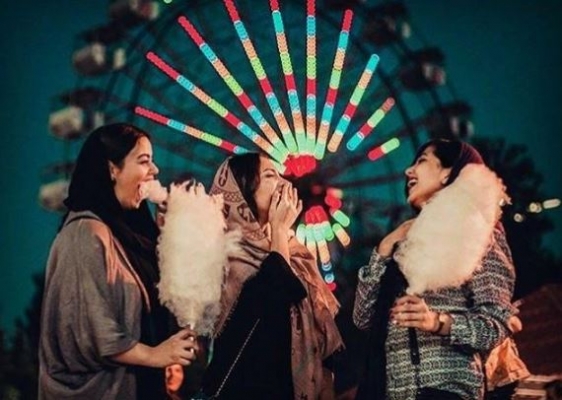 Gizemli İran'ın modern kadınları