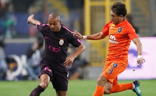 Başakşehir, Galatasaray'a 5'i bir yerde taktı
