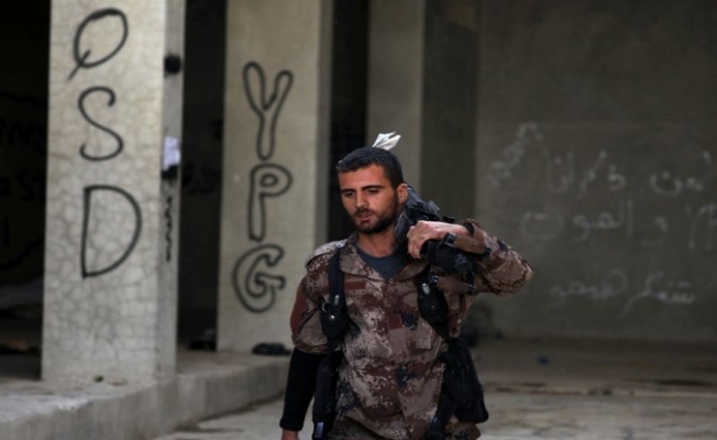 İran: Esad yakın zamanda Rakka'ya yürüyecek