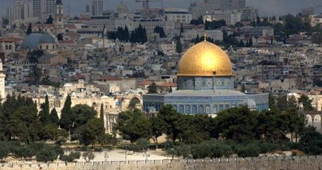 'Küdüs'ü başkent ilan etmek dünyayı ateşe atmaktır'