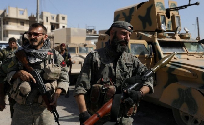 ABD Suriye'de 30 bin kişilik YPG'nin olduğu sınır gücü kuruyor