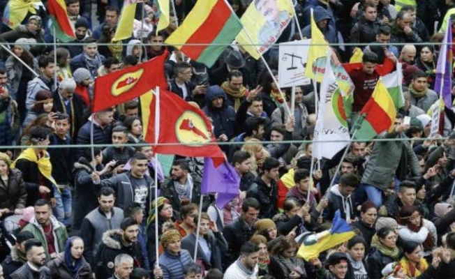 Almanya PKK'nın gösterilerine yasak getirdi
