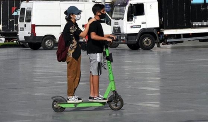 Antalya'da yerli scooter üretip ihracata başladı