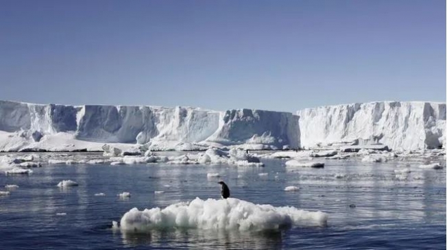 Antarktika'ya yağan karda ilk kez mikroplastik bulundu