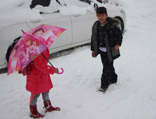 Karaman'da okullar bugün tatil mi 14 Aralık kararı