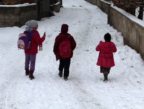 Okullar tatil mi 14 Aralık çarşamba kar tatili olan iller